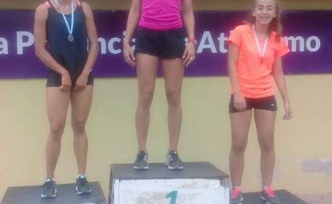 Kim Rodriguez logró el 2º Puesto en los 400 Metros llanos