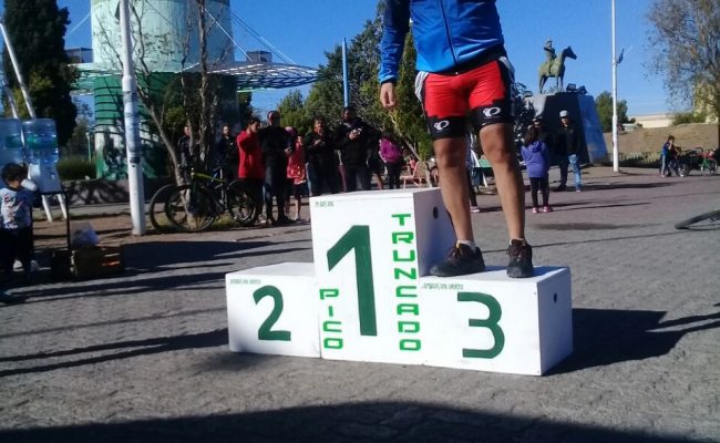 Se corrió  la 3era fecha del Patagònico Sur de MTB en Pico Truncado y  Walter Venegas hizo podio en Master B