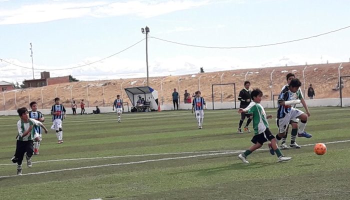 FUTBOL SUBSEDE LAS HERAS :  Nocheros viaja a Perito solamente con tres divisiones