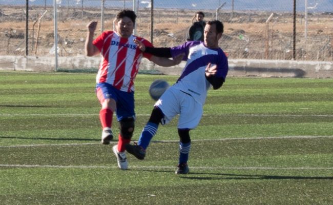 FUTBOL DE VETERANOS:  Ganaron Salta y Figueroa . Y siguen los 8 puntos de diferencia con 9 en juego .