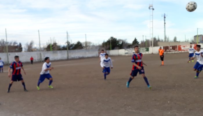 FUTBOL SUBSEDE LAS HERAS : DEPORTIVO Y SAN LORENZO EMPATARON 2 A 2
