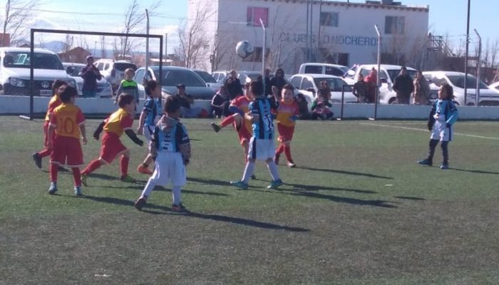 1° ENCUENTRO DE FUTBOL INFANTIL DEL CLUB  DEPORTIVO  NOCHEROS