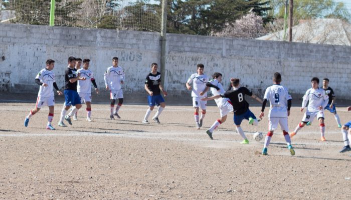 FUTBOL SUBSEDE LAS HERAS:  San Lorenzo  vino a cumplir con un equipo alternativo y está en la final de la liguilla