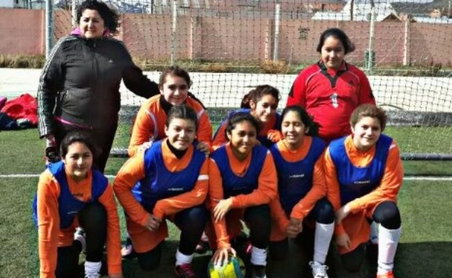 FUTBOL FEMENINO:  VIAJO DELEGACION  DEL COMPLEJO MUNICIPAL   SUB 16  A  PUERTO DESEADO