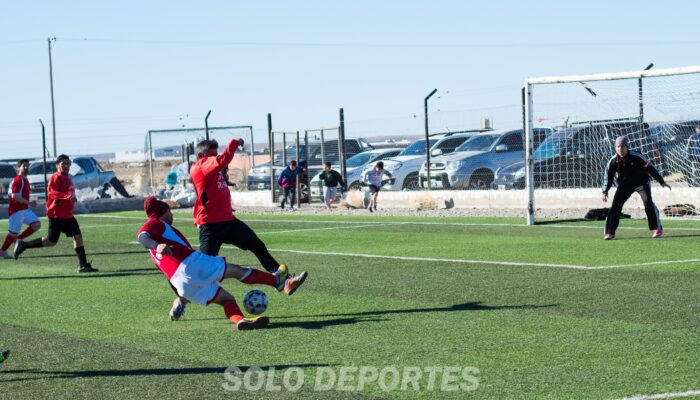 FUTBOL DE VETERANOS:  SE JUEGA LA 9NA. FECHA