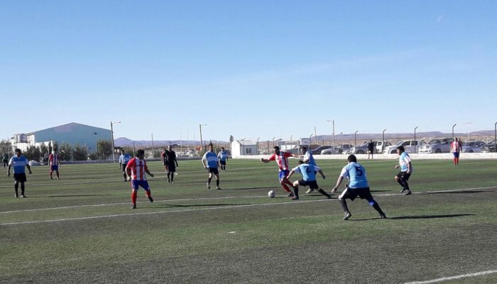 FUTBOL  VETERANOS:  ESTE  SABADO   VAN  POR  LA  10°  FECHA
