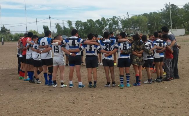 RUGBY:  SE  JUGÒ  LA  1°  EDICIÒN DEL  “SEVEN DEL  VIENTO”  Y  EOLO  NO  FALTÒ  A  LA  CITA …