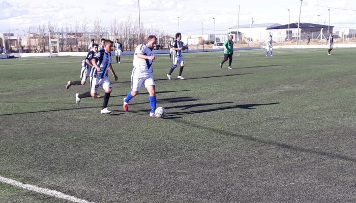 FUTBOL SUBSEDE LAS HERAS:   SAN LORENZO y SALTA SON LOS LIDERES