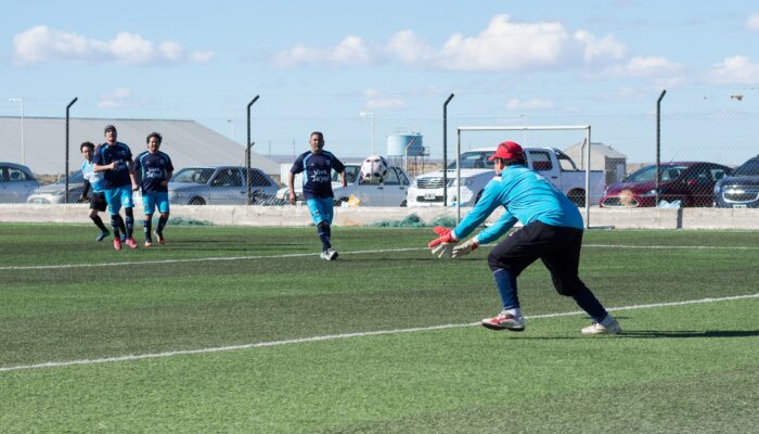 LIGA DE VETERANOS :  DEPORTIVO NOCHEROS LE GANÒ 3 A 2 A GASOLEROS Y ES ÙNICO LÌDER