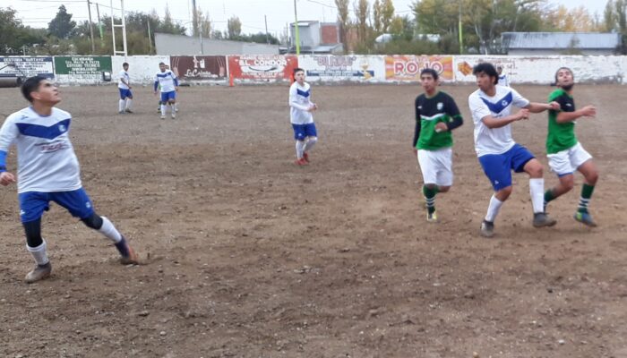 BAJO LA LLUVIA EL DEPO LE GANÓ A LA JUVE 3 A 1