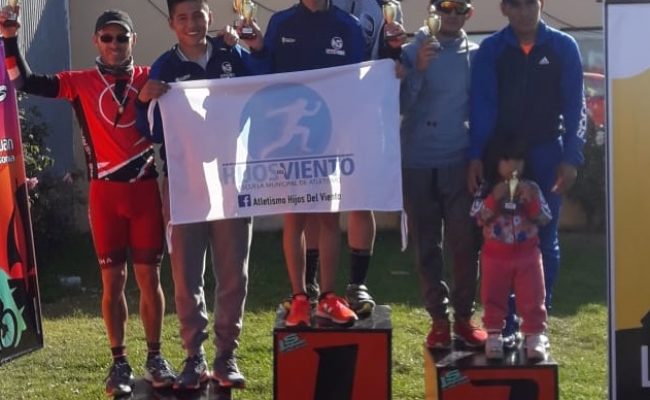 DUATLÒN DE SAN JULIÀN:  Brillante triunfo de Emma Macìas y Marcelo Marìn f