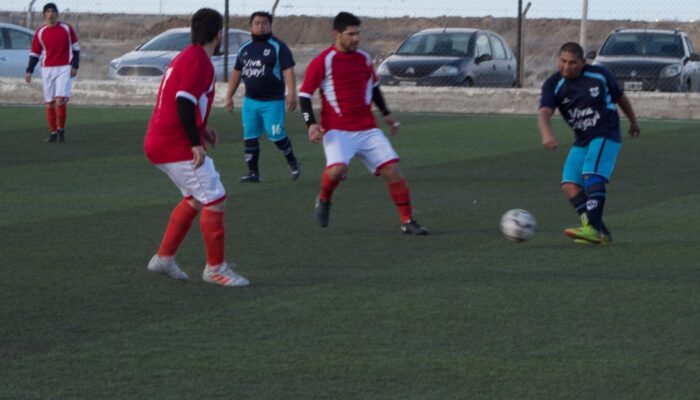 FUTBOL SENIORS:   PERDIÒ EL LÌDER LOBO JUJEÑO POR GOLEADA