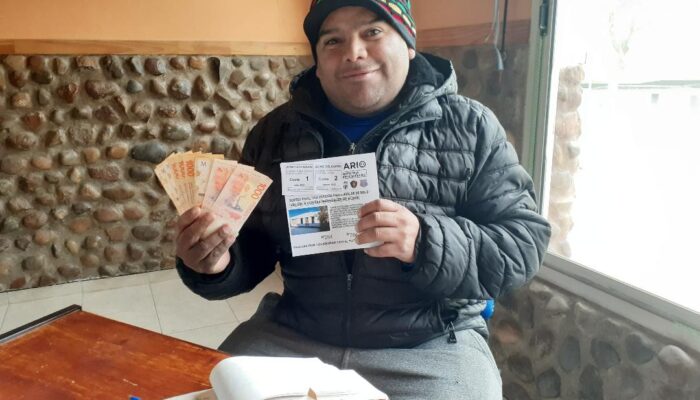 BONO SOLIDARIO:  CARLOS BUSTOS GANO EL SORTEO DEL MES DE AGOSTO