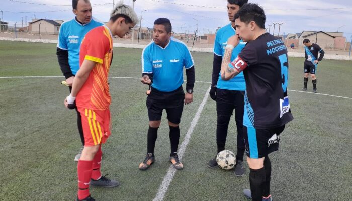 FUTBOL SUBSEDE LAS HERAS :   JUVENTUS Y NOCHEROS  ARRANCARON  GANANDO