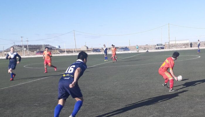 FUTBOL SUBSEDE LAS HERAS: DEPORTIVO LAS HERAS VENCIO 4 A 1 A HALCONES