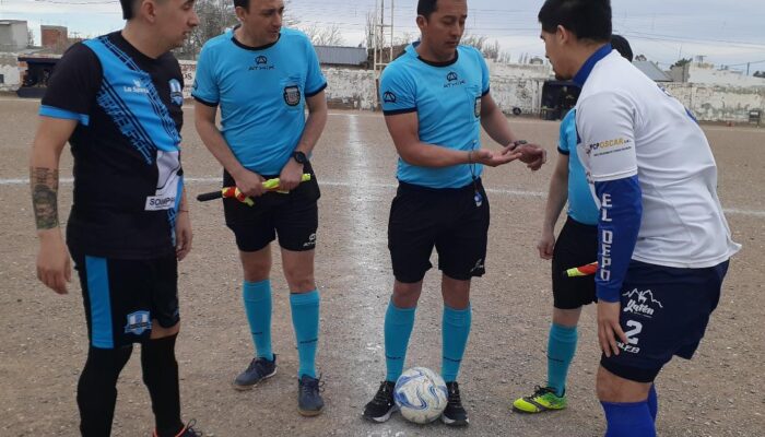 FUTBOL SUBSEDE LAS HERAS :   IGUALARON 0 A 0 DEPORTIVO LAS HERAS Y NOCHEROS
