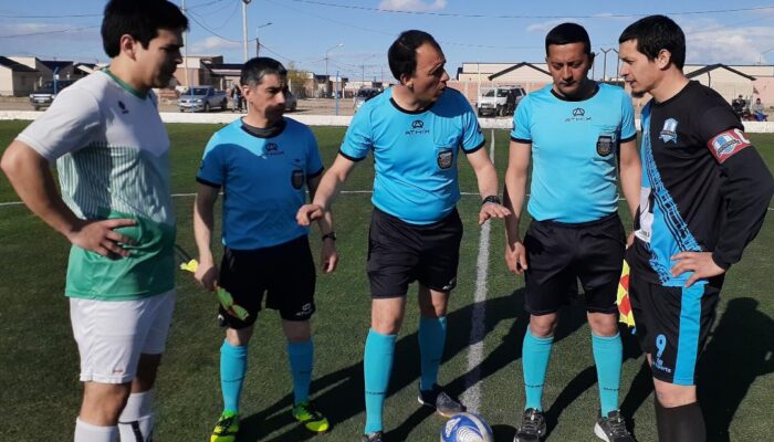 FUTBOL SUBSEDE LAS HERAS  : NOCHEROS VENCIO 3 A 1 Y SE QUEDO CON EL INVICTO DEL LIDER JUVENTUS