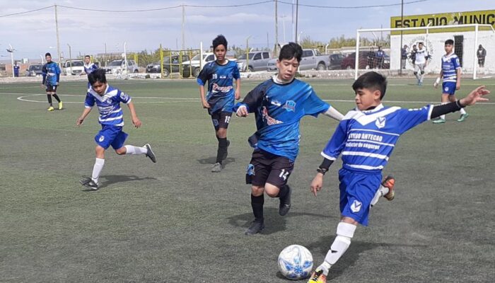 FUTBOL SUBSEDE LAS HERAS:   EL DEPORTIVO LAS HERAS CAMPEON EN 6TA. Y EN 7MA. DIVISION