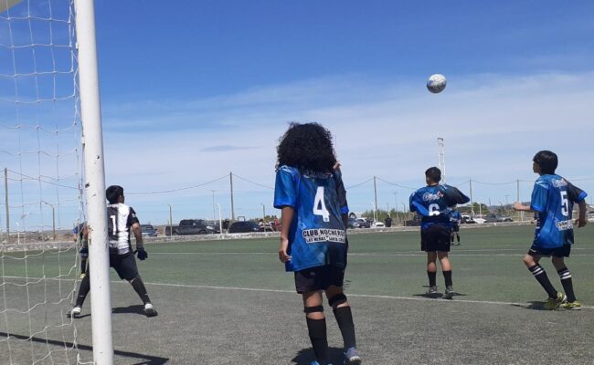 NOCHEROS VENCIO  AL DEPORTIVO LAS HERAS EN TODAS LAS DIVISIONES