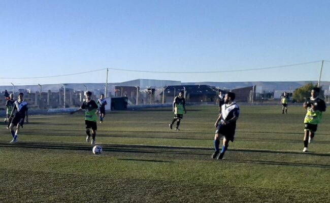 FUTBOL SUPERCOPA 2023 :    EL FORTIN   Y  JUVENTUS SON  LIDERES EN 4TA. DIVISION