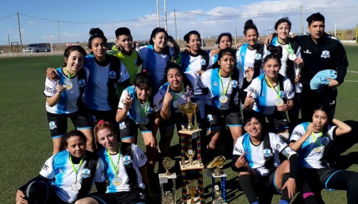 1ERA DIVISION FEMENINA :  NOCHEROS “A” SE QUEDÓ CON EL TITULO POR MEJOR DIFERENCIA DE GOLES
