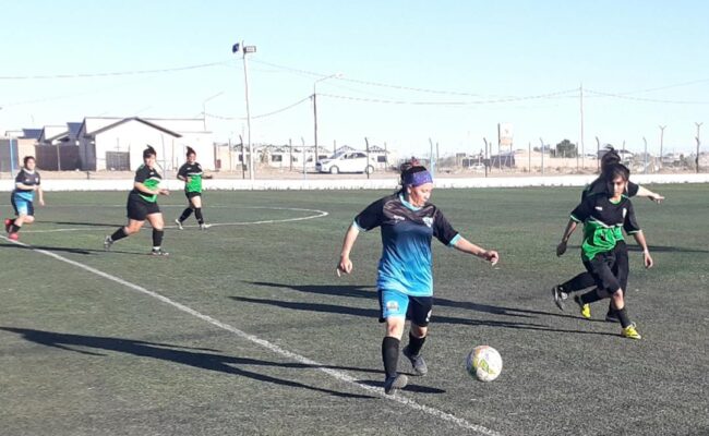 FUTBOL FEMENINO :  NOCHEROS  Y JUVENTUS JUEGAN LA FINAL DEL AÑO