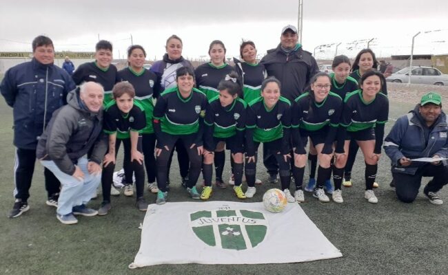 FUTBOL FEMENINO :  LAS CHICAS DE JUVENTUS CAMPEONAS DEL AÑO