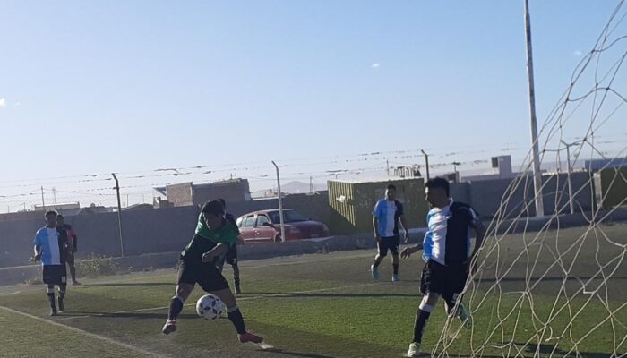 FUTBOL SUBSEDE LAS HERAS : JUVENTUS SE QUEDÓ CON EL INVICTO DE NOCHEROS