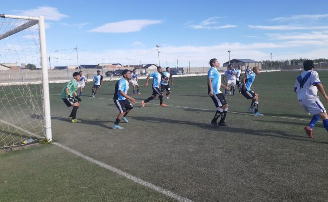 FUTBOL SUBSEDE LAS HERAS :  IGUALARON 0 A 0  NOCHEROS Y DEPORTIVO LAS HERAS