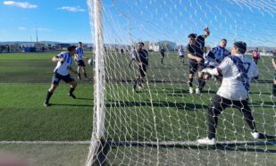FUTBOL SUBSEDE LAS HERAS: SE J...