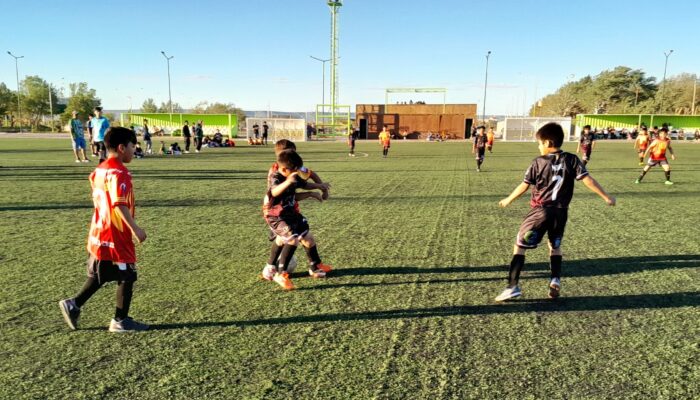 FUTBOL 9º DIVISION: HALCONES ES LÍDER DE LA SUPERCOPA “111º ANIVERSARIO DE LAS HERAS”
